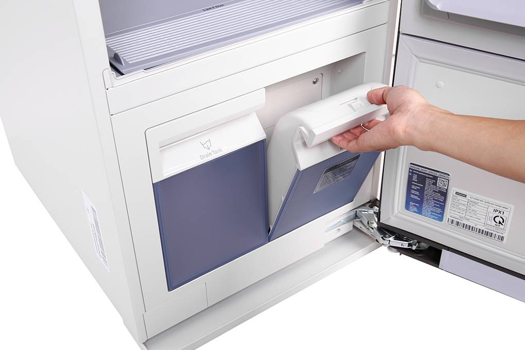 Tủ Chăm Sóc Áo Quần Thông Minh Samsung 6 Kg DF60R8600CG/SV
